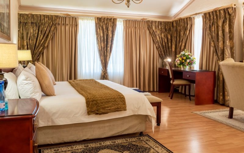 Royal villas